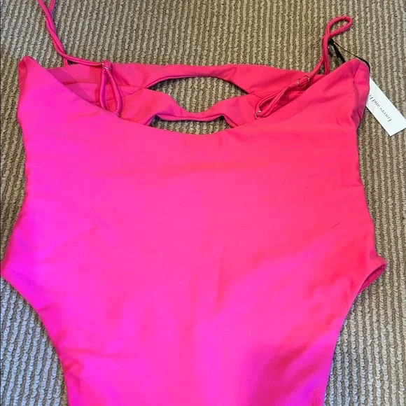 NWT Lovers + Friends no words Vibrant hot Pink cut out One Piece size medium - Picture 6 of 9